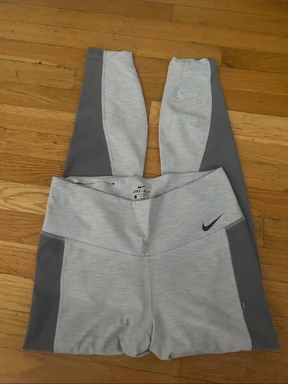 Nike Light Gray & Charcoal High-Waist Leggings